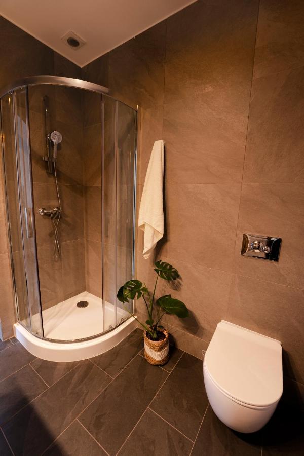 Willa Montana - Apartament Widokowy W Bukowinie Tatrzanskiej บุโควินา ทัตซานสกา ภายนอก รูปภาพ